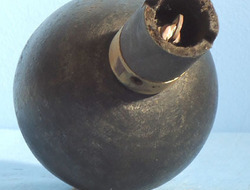 French Pattern 1914 Bracelet Ball Grenade With Complete Friction Fuse French Pattern 1914 Bracelet Ball Grenade With Complete Friction Fuse Antique & Militaria