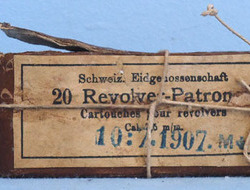 Swiss Service Pack Of 20, 7.5 x 23R Pistol Rounds. Swiss Service Pack Of 20, 7.5 x 23R Pistol Rounds.  Antique & Militaria