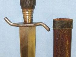 German Trench/Fighting Knife With Carved Wood Simulated Stag-Horn Hilt & Scabbar Knive