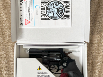 Weihrauch HW 3 & HW7 .22 Revolver