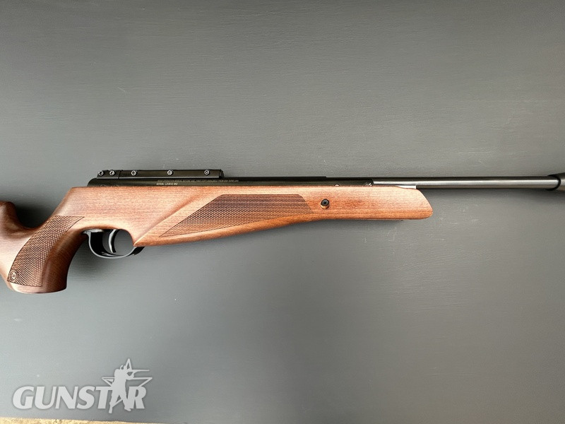 BSA Lightning CLX .22 - {CATEGORY} in 