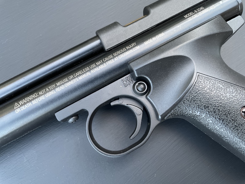 Crosman 2240 .22 - {CATEGORY} in 