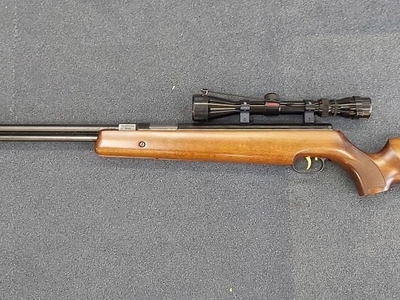 Weihrauch 22 / 5.5mm Pellet  WEIHRAUCH HW97K Spring Air Rifle .22
