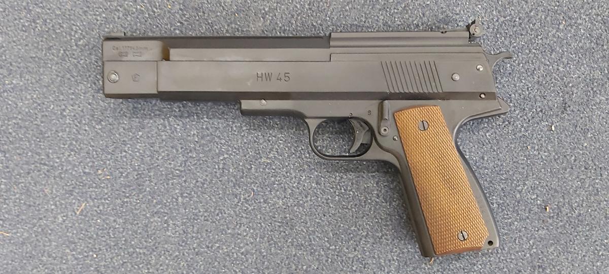Weihrauch 177 / 4.5mm Pellet  WEIHRAUCH HW45 Spring Air Pistol .177 (4.5mm) Pellet