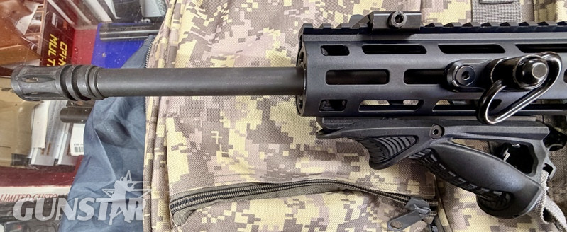 {CATEGORY} - Smith & Wesson  MP 15?22. Semi-Auto .22 Rifle