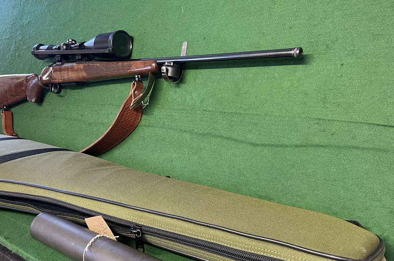 Thompson ICON Bolt Action .22/250 Rem Rifle