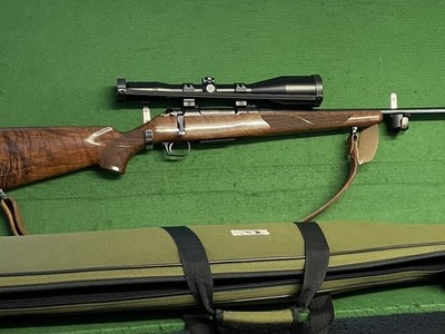 Thompson ICON Bolt Action .22/250 Rem Rifle