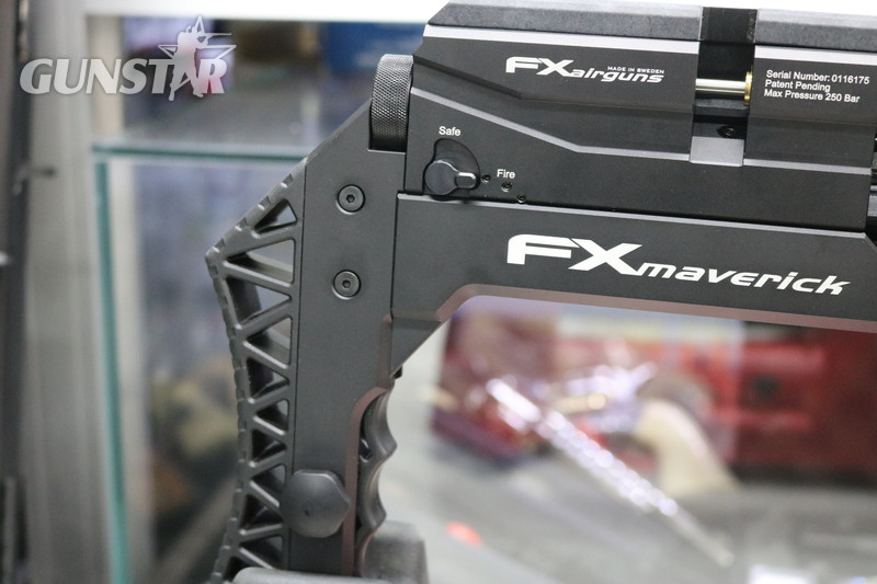 FX Airguns MAVERICK BLACK COMPACT - {CATEGORY} in 