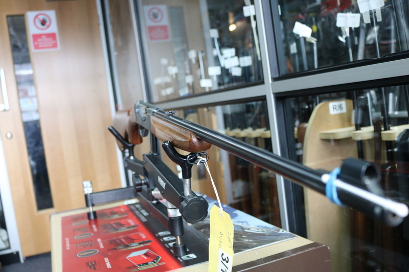 {CATEGORY} - Anschütz, J.G. 525 Semi-Auto .22 Rifle