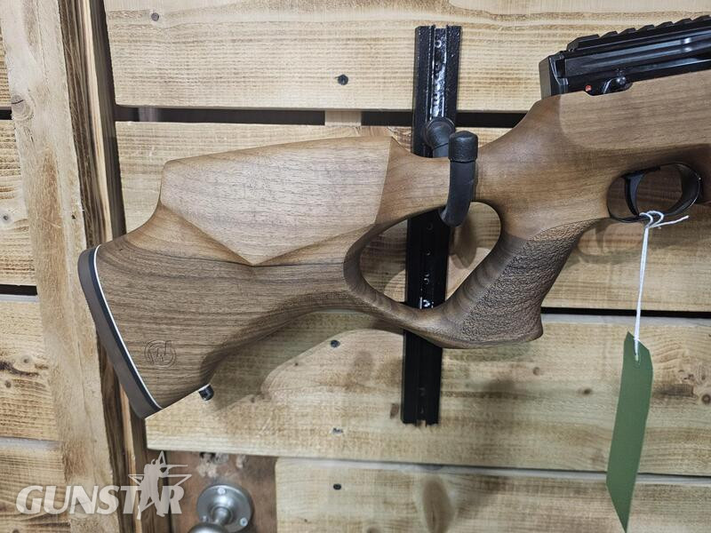 Weihrauch Hw100X KT Walnut .22