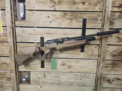 Weihrauch Hw100X KT Walnut .22