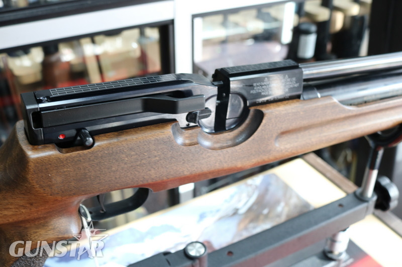 Weihrauch HW100T - Thumbhole .22 - {CATEGORY}