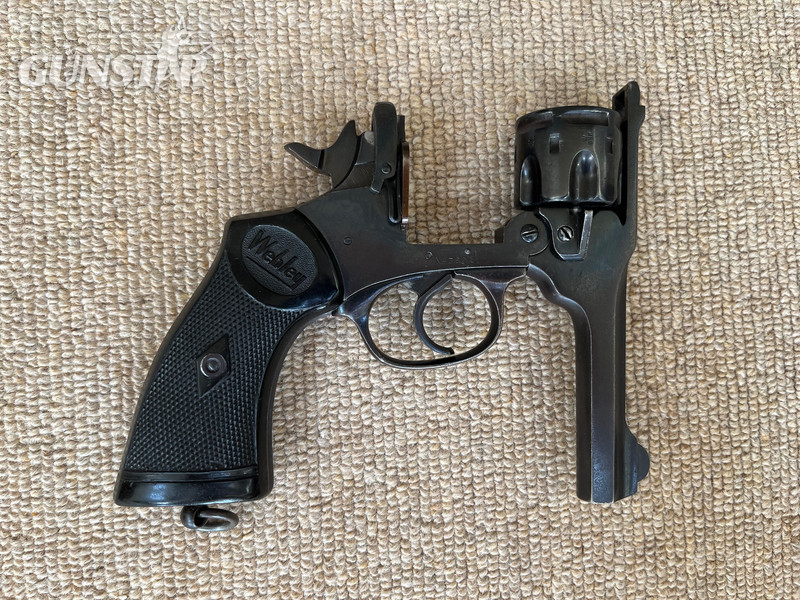  Webley & Scott Mark 1V  .38 S&W Revolver