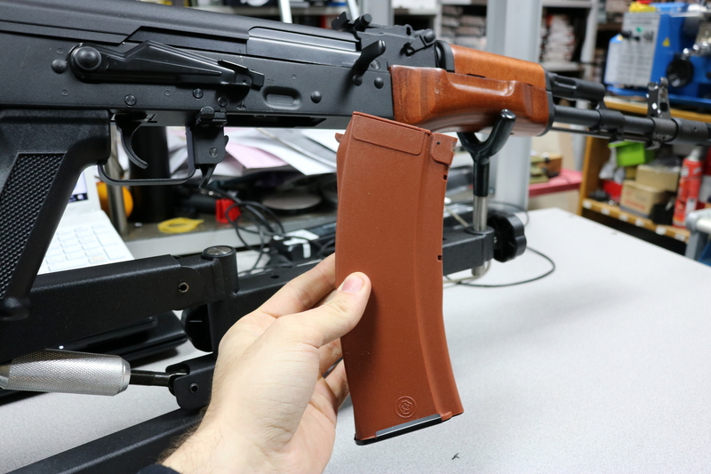 {CATEGORY} - SRC SR-47 Airsoft
