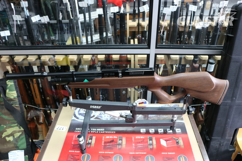 Weihrauch HW100KT - Karbine Thumbhole .22 in 