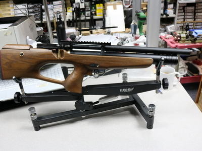 Zbroia 330/180 PCP Compact .22