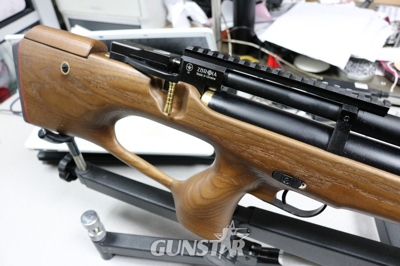 Zbroia 330/180 PCP Compact .22 - {CATEGORY} in 