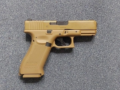 Umarex 177 / 4.5mm BB  Umarex GLOCK 19 X BLOWBACK TAN CO2 Air Rifle .177