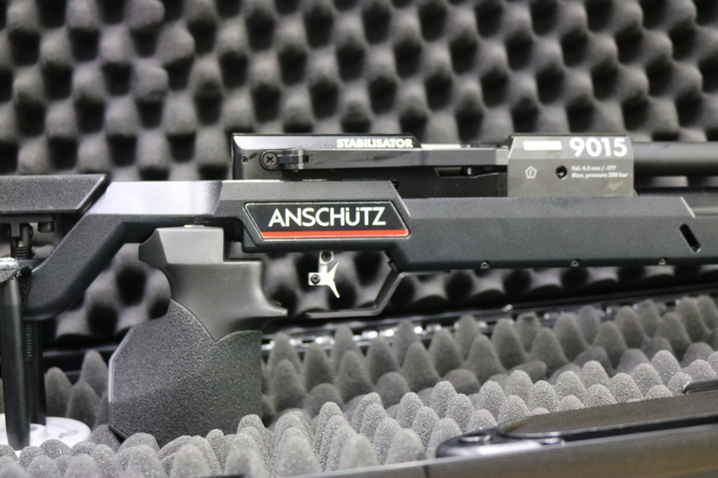  Anschütz, J.G. 9015 black edition alu stock  .177