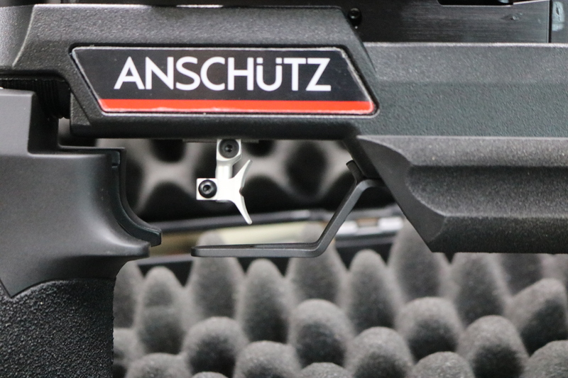 Anschütz, J.G. 9015 ALU ANTH /BLACK PRO GRIP "L" .177 - {CATEGORY} in 