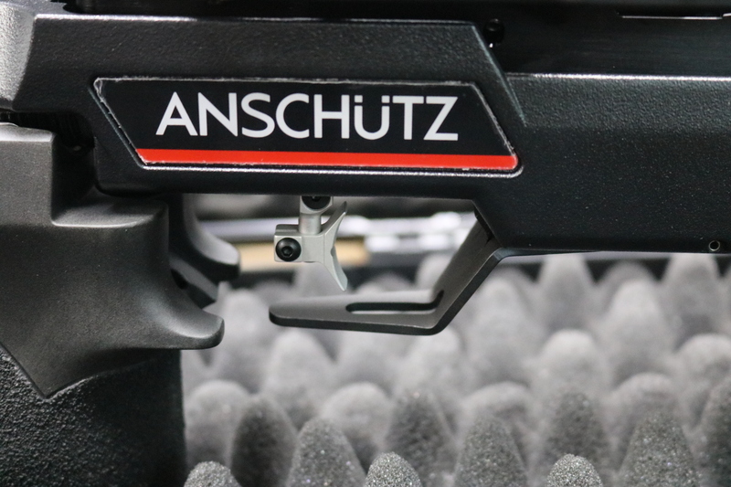 Anschütz, J.G. 9015 BLACK EDITION ALU STOCK "L" .177 - {CATEGORY}