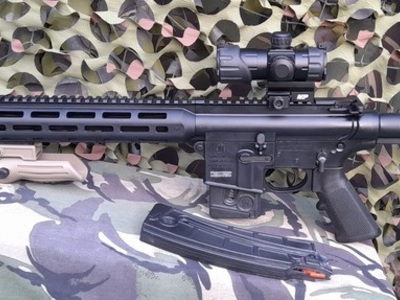Smith & Wesson 15-22 Semi-Auto .22 Rifle