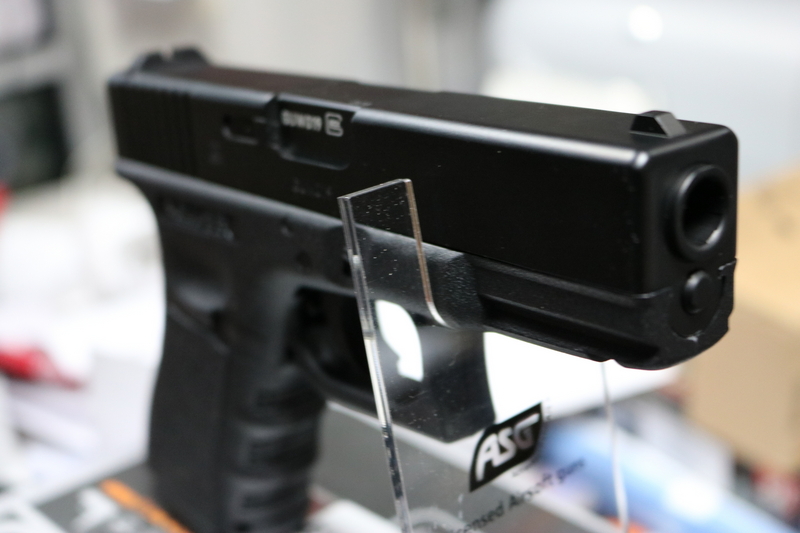 Glock 19
