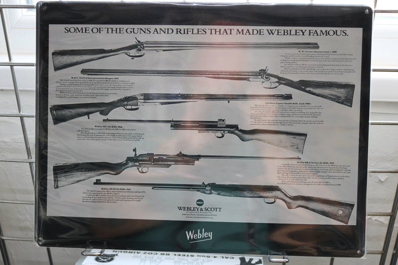  Webley & Scott