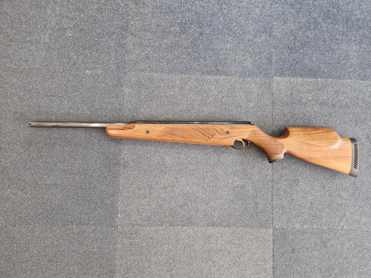 Air Arms 22 / 5.5mm Pellet  AIR ARMS PRO SPORT WALNUT Spring Air Rifle .22