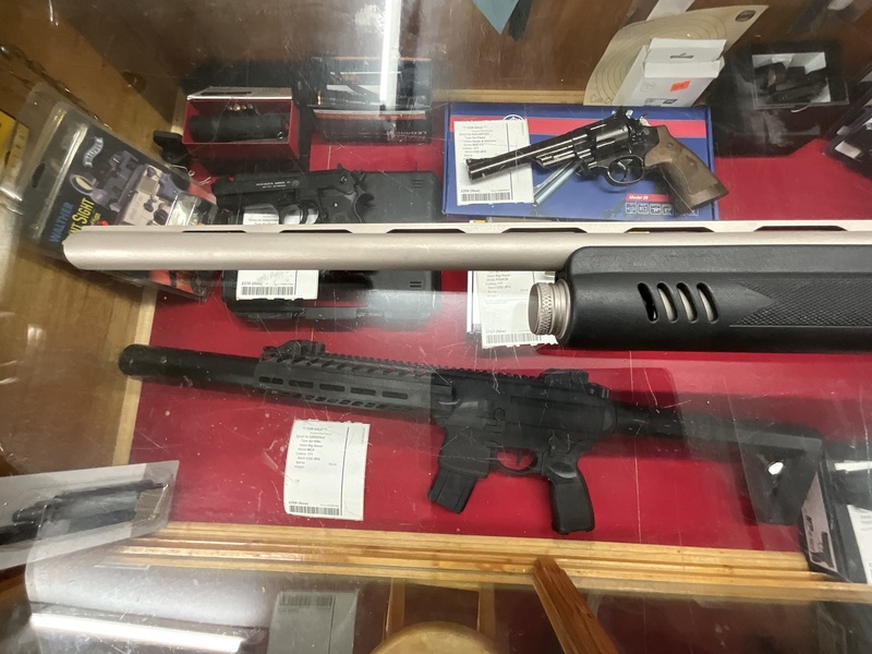 Hatsan Arms Escort marine Semi-Auto 12 Bore/gauge