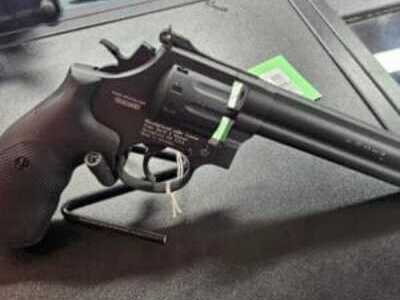 Smith & Wesson 586 6" .177