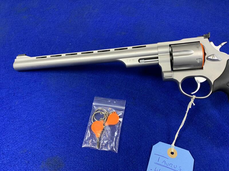 Taurus 044 .44 Revolver
