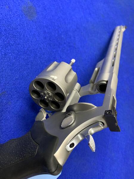 {CATEGORY} - Taurus 044 .44 Revolver in 