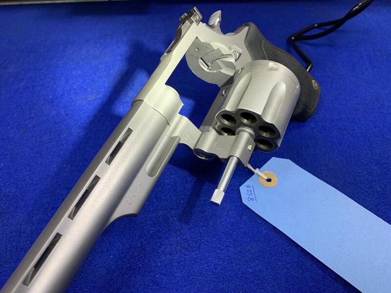 {CATEGORY} - Taurus 044 .44 Revolver