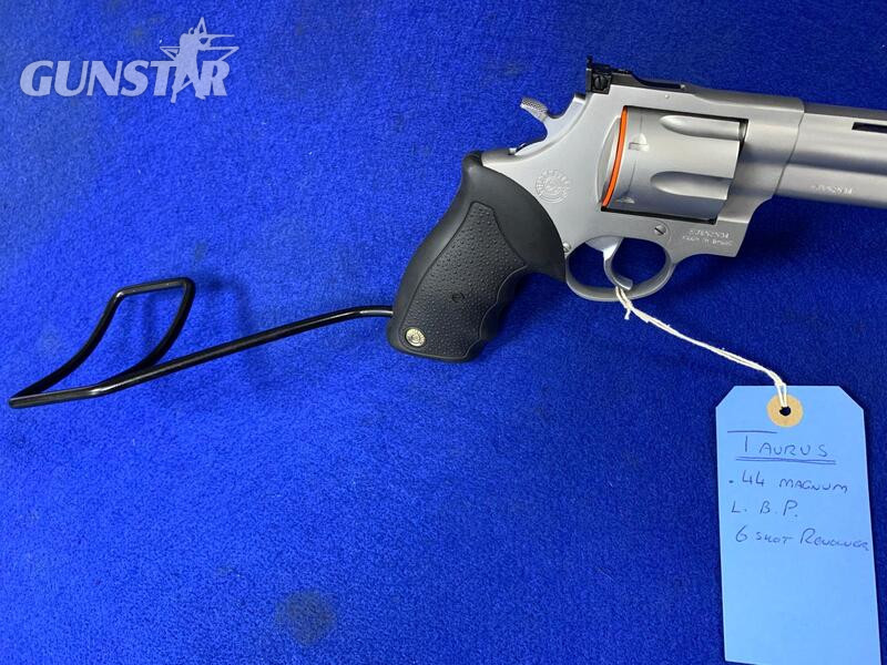 Taurus 044 .44 Revolver - {CATEGORY}