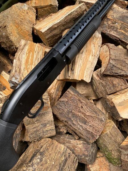 Mossberg 590 Persuader Pump Action 12 Bore/gauge