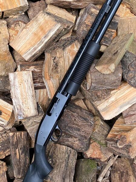 Mossberg 590 Persuader Pump Action 12 Bore/gauge - {CATEGORY}