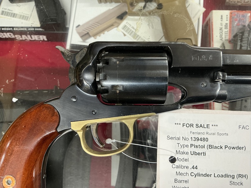 Uberti Revolver .44 Revolver 