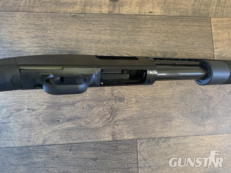 Mossberg 590 persuader Pump Action 12 Bore/gauge - {CATEGORY}
