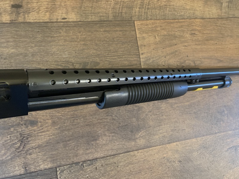 Mossberg 590 persuader Pump Action 12 Bore/gauge - {CATEGORY} in 