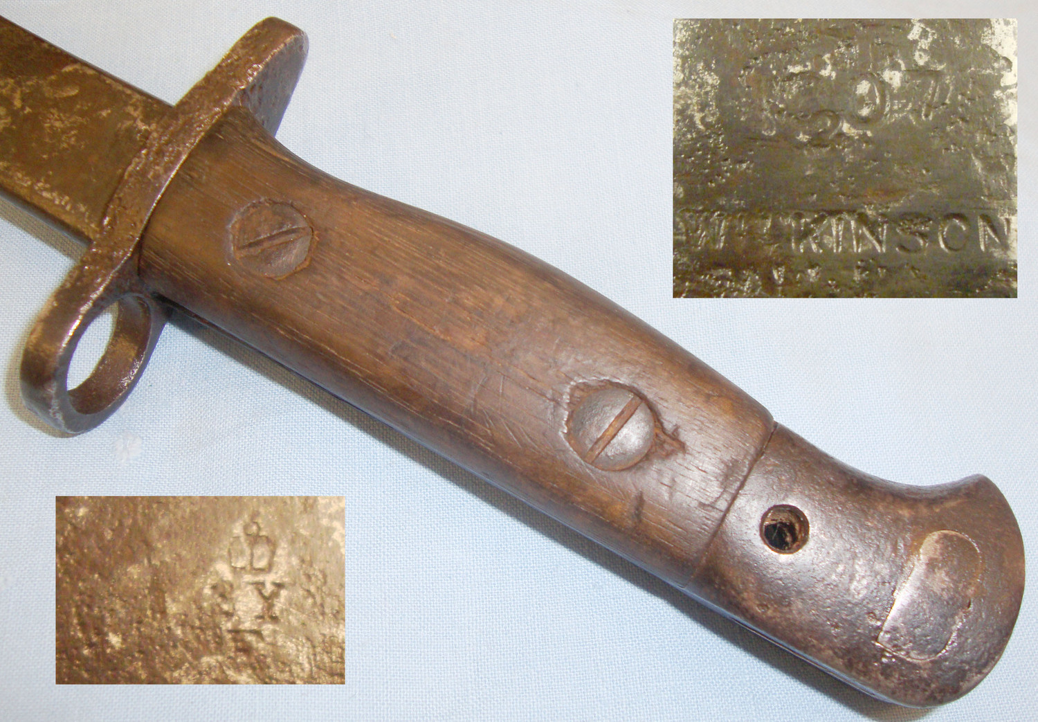 British 1907 Pattern Bayonet Scabbard and Webbing Frog. BAYO 377. Bayonet