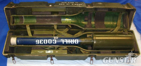  INERT DEACTIVATED. Complete, Falklands War Era, Inert Full Weight British WD & NATO Marked Drill Shorts Blowpipe (man-portable surface-to-air missile tube) With High Impact Carry Case & 1976 Dated Transit Case - O 1003 INERT DEACTIVATED. Complete, Falklands War Era, Inert Full Weight British WD & NATO Marked Drill Shorts Blowpipe (man-portable surface-to-air missile tube) With High Impact Carry Case & 1976 Dated Transit Case - O 1003  Other Ammunition