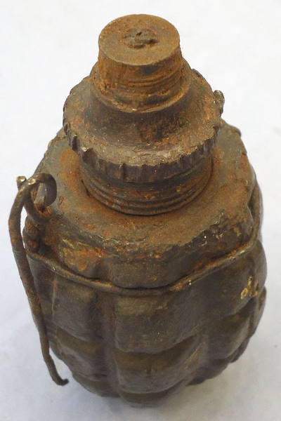 INERT DEACTIVATED. WW1 Austrian Schwerhand Heavy Fragmentation Hand Grenade With Fuse Recovered From The Italian Front. - O 1856 INERT DEACTIVATED. WW1 Austrian Schwerhand Heavy Fragmentation Hand Grenade With Fuse Recovered From The Italian Front. - O 1856  Other Ammunition