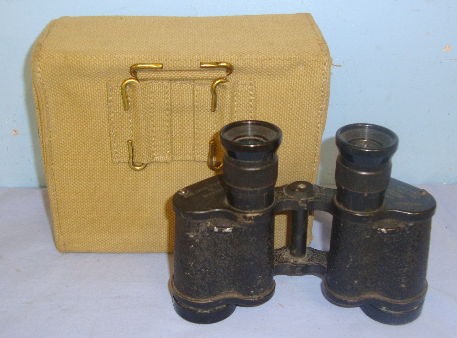  Cased, WW2 1944 British WD Kershaw No2 MK III, 6X Magnification Prismatic Binoculars With Period Webbing Covered Case. OPT 799  Sight & Optic