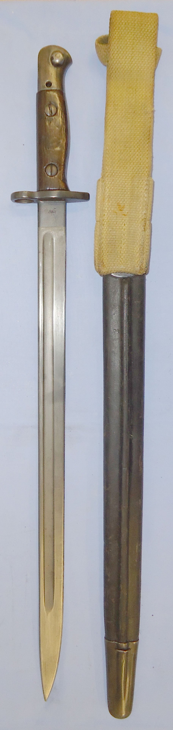  WWI Dated British P1907 Bayonet Scabbard and Frog Made by Sanderson. BAYO 395. Bayonet