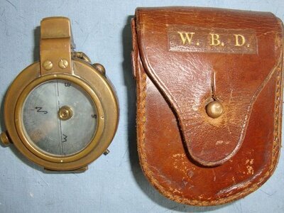 Cased, WW1 Era British Officer\'s Military Marching Compass by Francis Barker & Son, London with WW1 Era Brown Leather Case marked \'WBD\'. Sn 10635. Cased, WW1 Era British Officer's Military Marching Compass by Francis Barker & Son, London with WW1 Era Brown Leather Case marked 'WBD'. Sn 10635.  Antique & Militaria