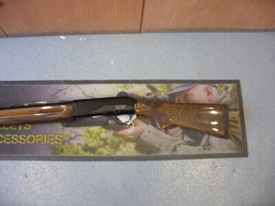 Hatsan Arms Supreme Max Semi-Auto 12 Bore/gauge