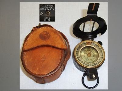Early WW2 1944 British Officer\'s MK III Military Marching Compass By TG Co Ltd London. 19348 Early WW2 1944 British Officer\'s MK III Military Marching Compass By TG Co Ltd London. 19348 Other Accessory