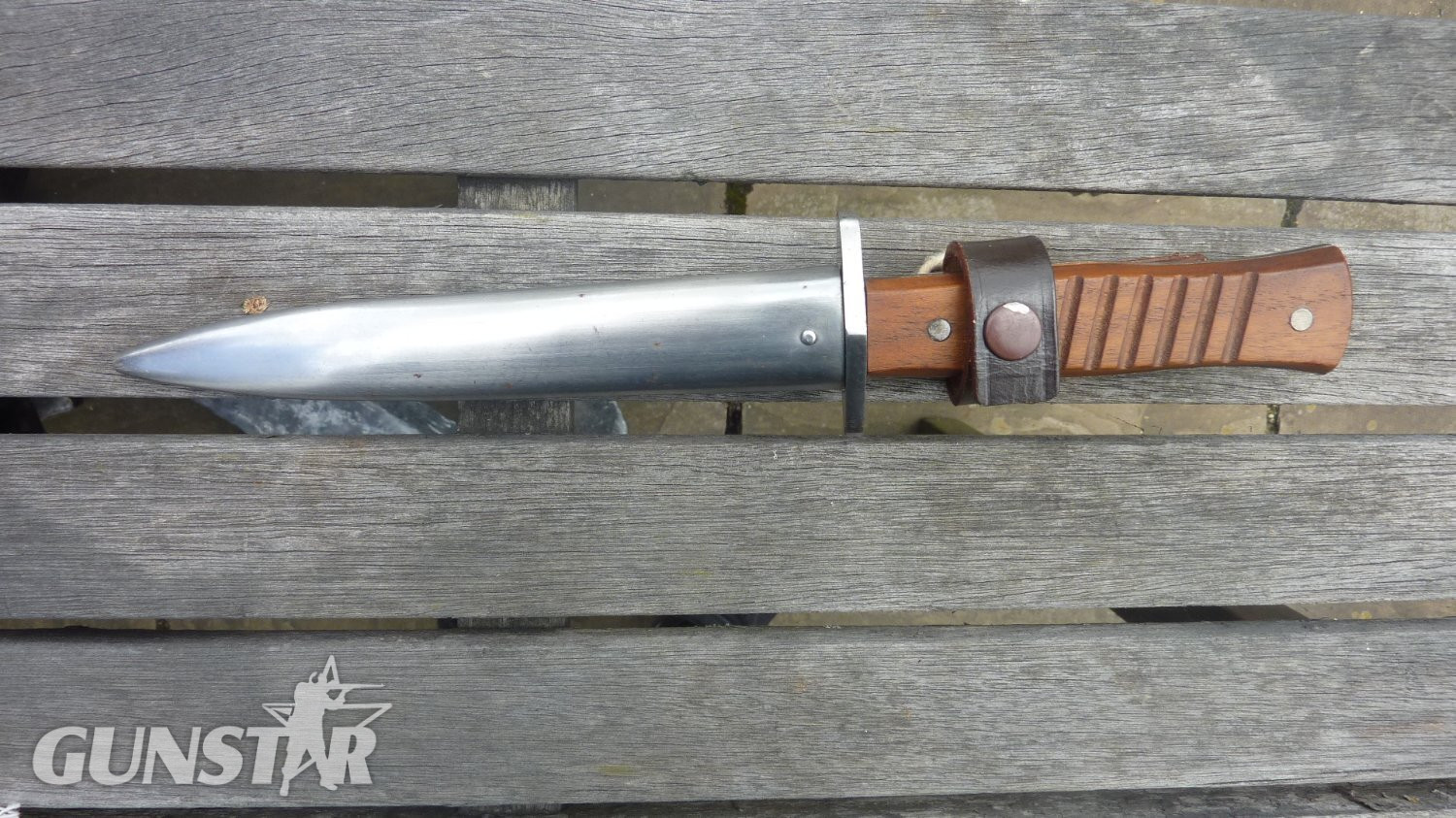 WW1 German Trench - Accurate reproduction - Knive in 
