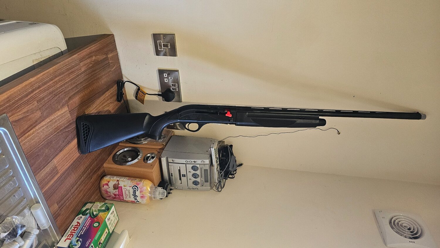 Hatsan Arms Escort Magnum Semi-Auto 12 Bore/gauge